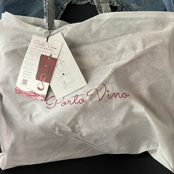 NWT-PortoVino City Tote Bag - Canvas Wine Purse with Hidden Spout and Dispenser - Picture 5 of 15